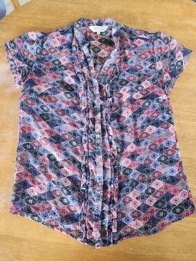 Northern Reflections Geometric Diamond Print Ruffle Blouse Top Short Sleeve